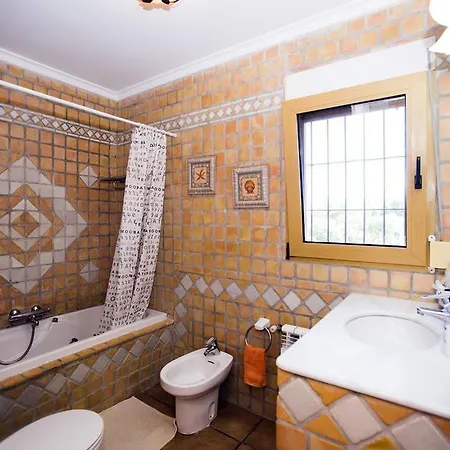 Alfatares Villa *